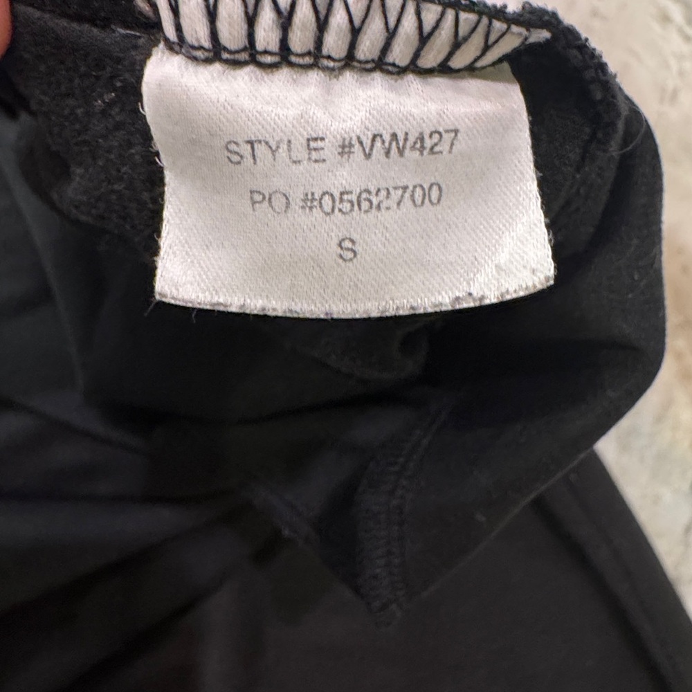 Vuori Lux At Ease Harem Black Joggers - Picture 6 of 6